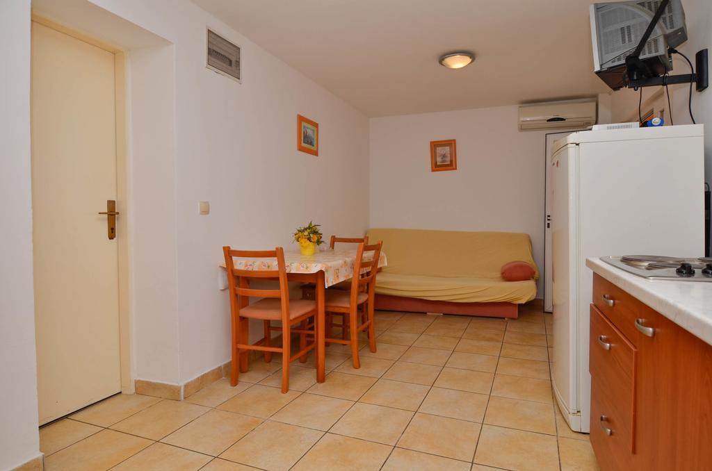 Apartments Karla 奥瑞比克 客房 照片